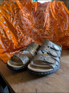 Clarks Metallic Bronze Triple-Strap Comfort Slide Sandals